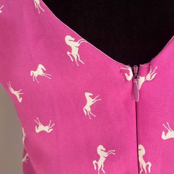 Everly fuschia pink white sleeveless dress, horses print, size M - Picture 5 of 8